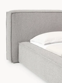 Letto imbottito in bouclé Lennon