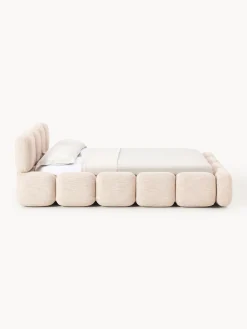 Letto imbottito in bouclé Tayla