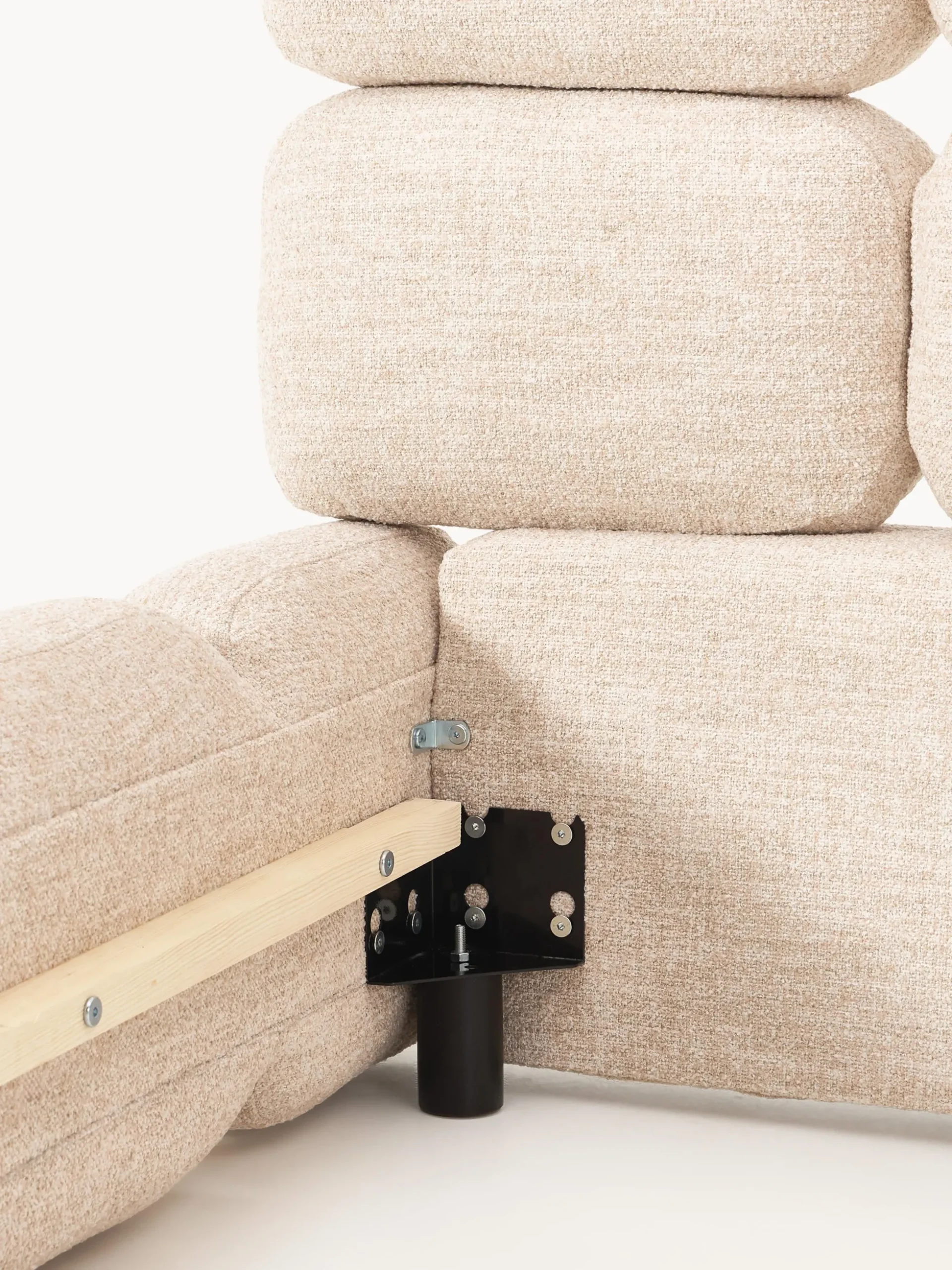 Letto imbottito in bouclé Tayla