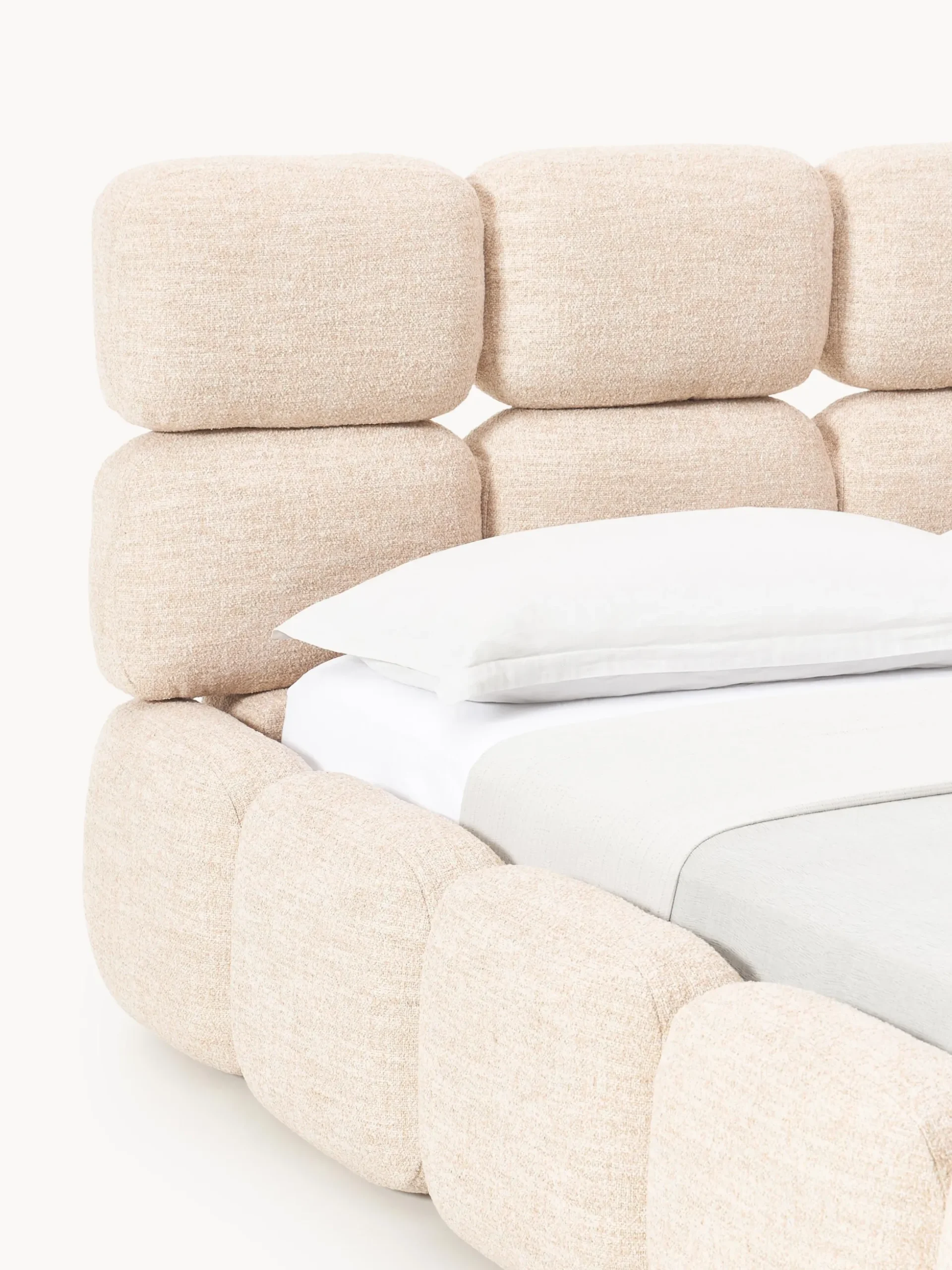 Letto imbottito in bouclé Tayla