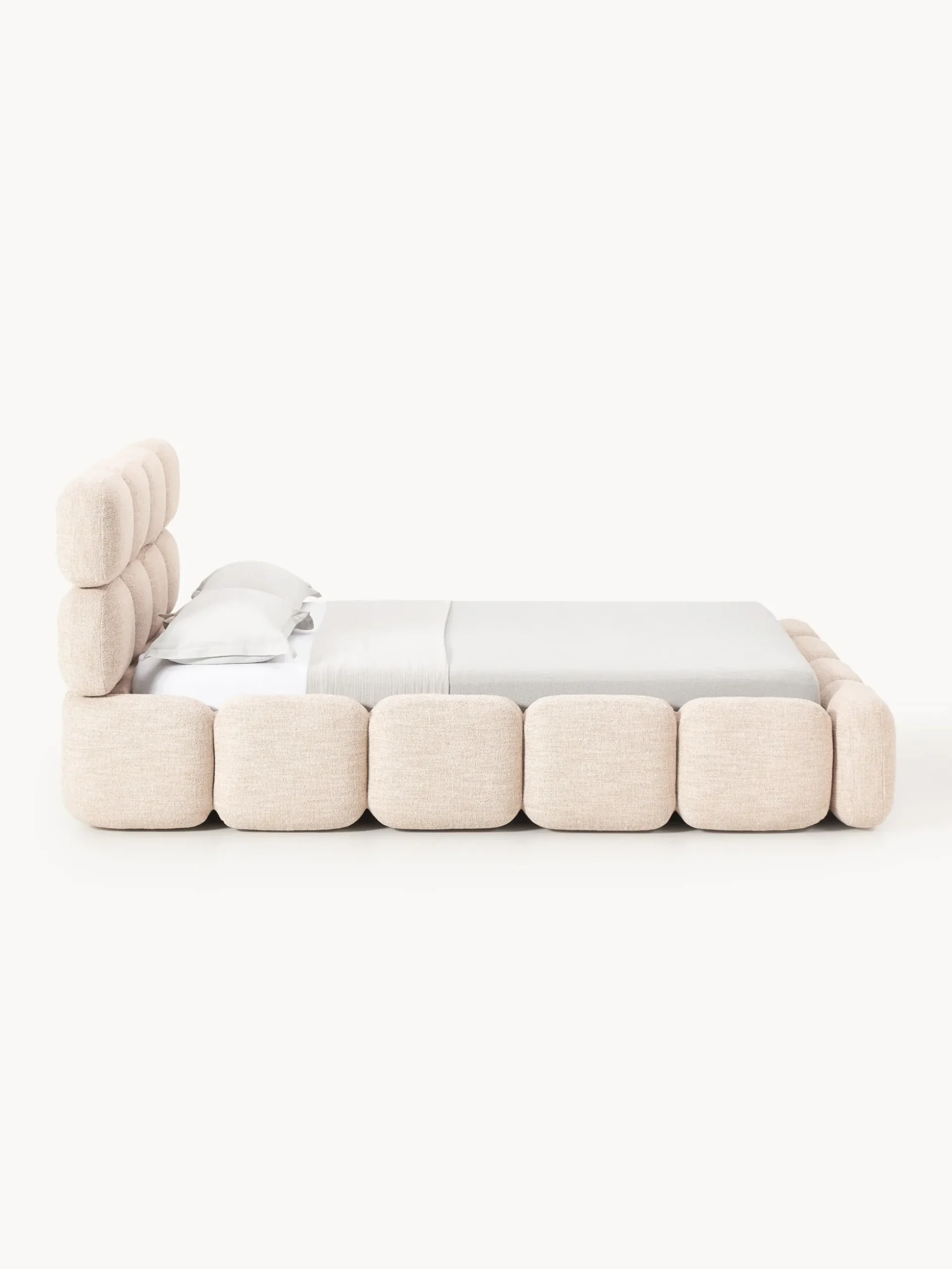 Letto imbottito in bouclé Tayla