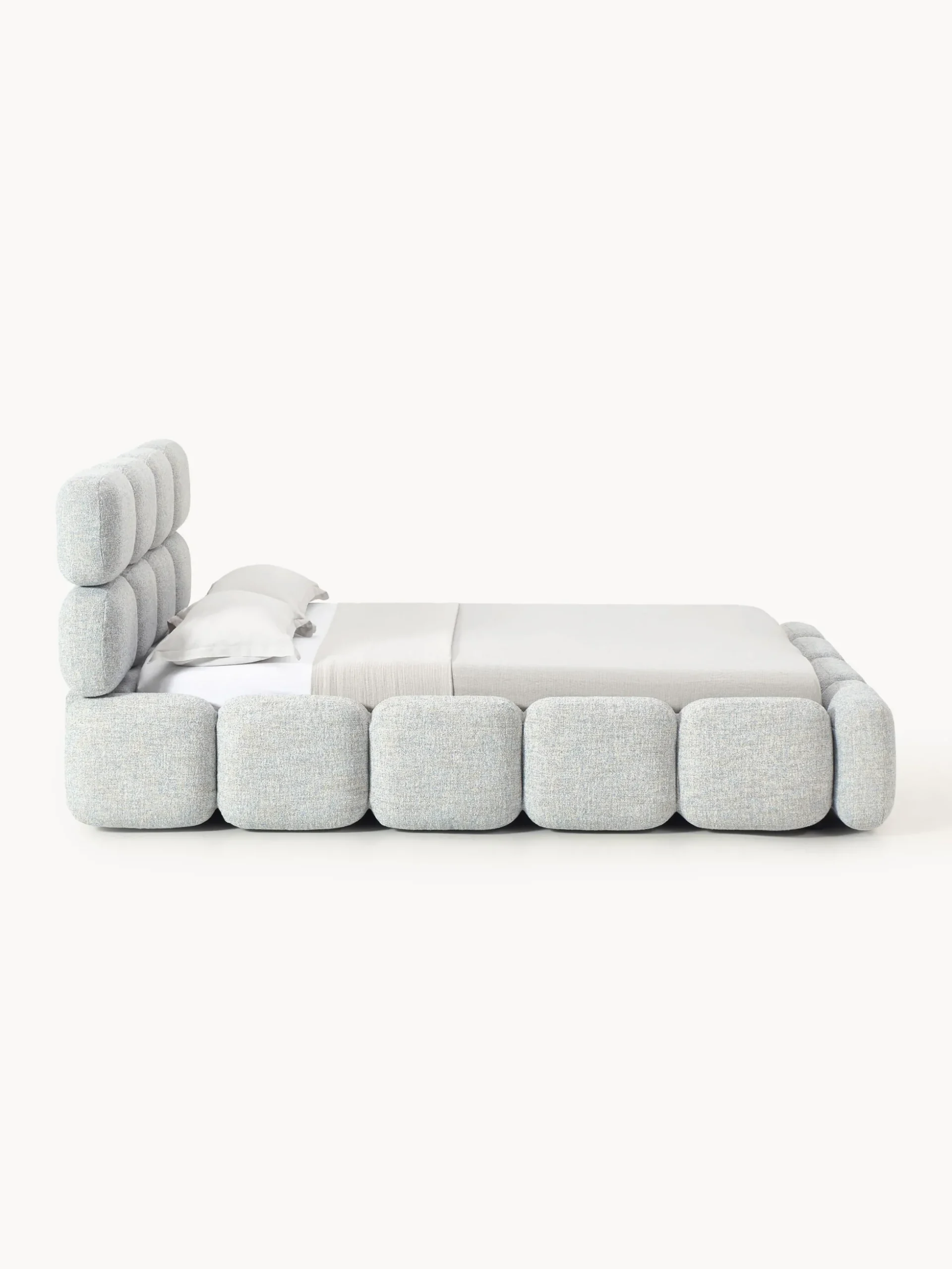 Letto imbottito in bouclé Tayla