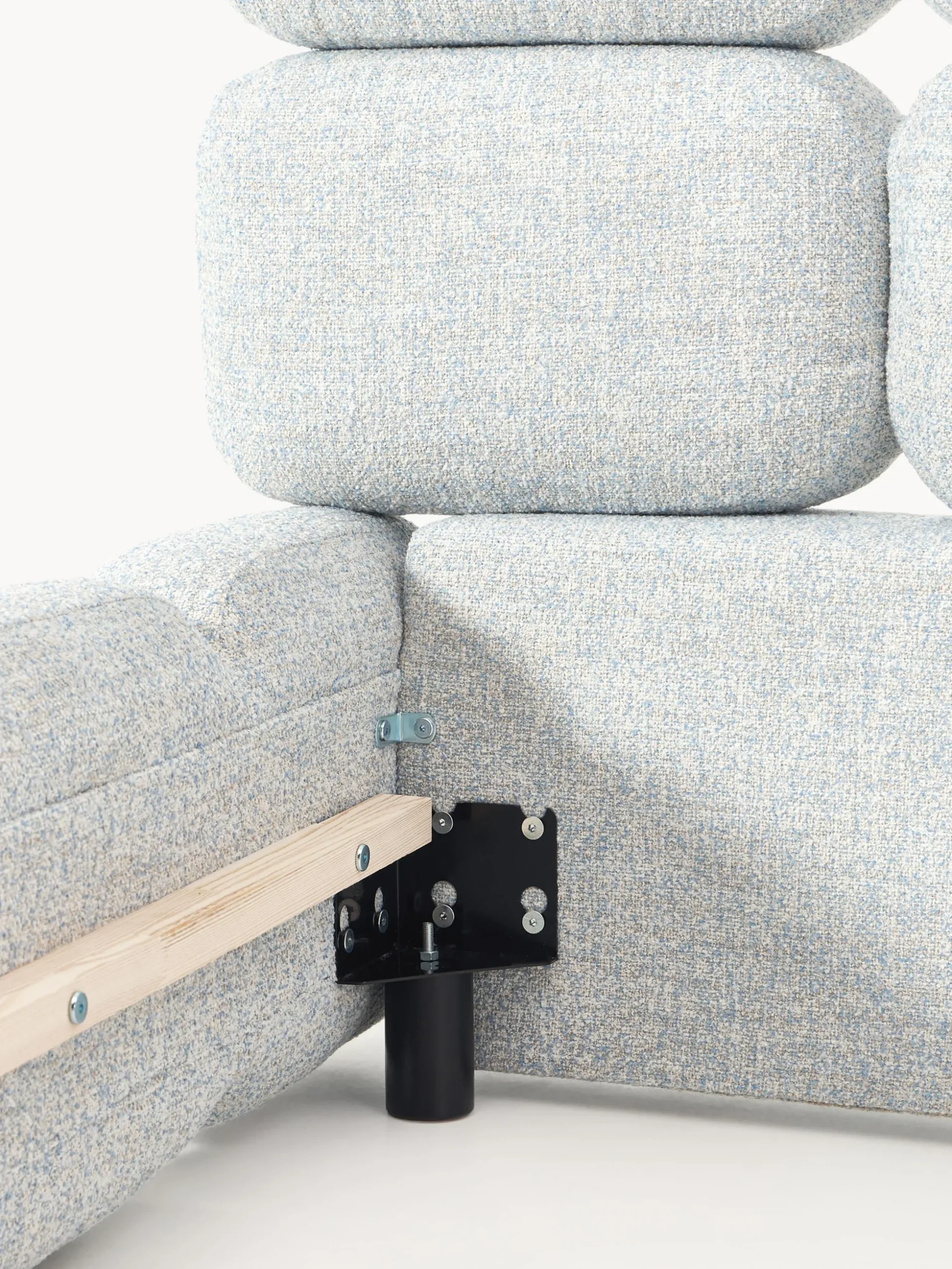 Letto imbottito in bouclé Tayla