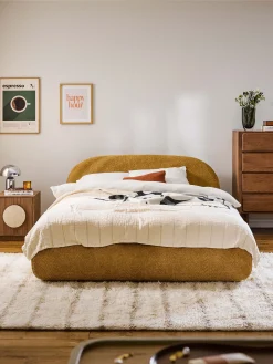 Letto imbottito in teddy bouclé Alba