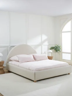 Letto imbottito in teddy Ebba