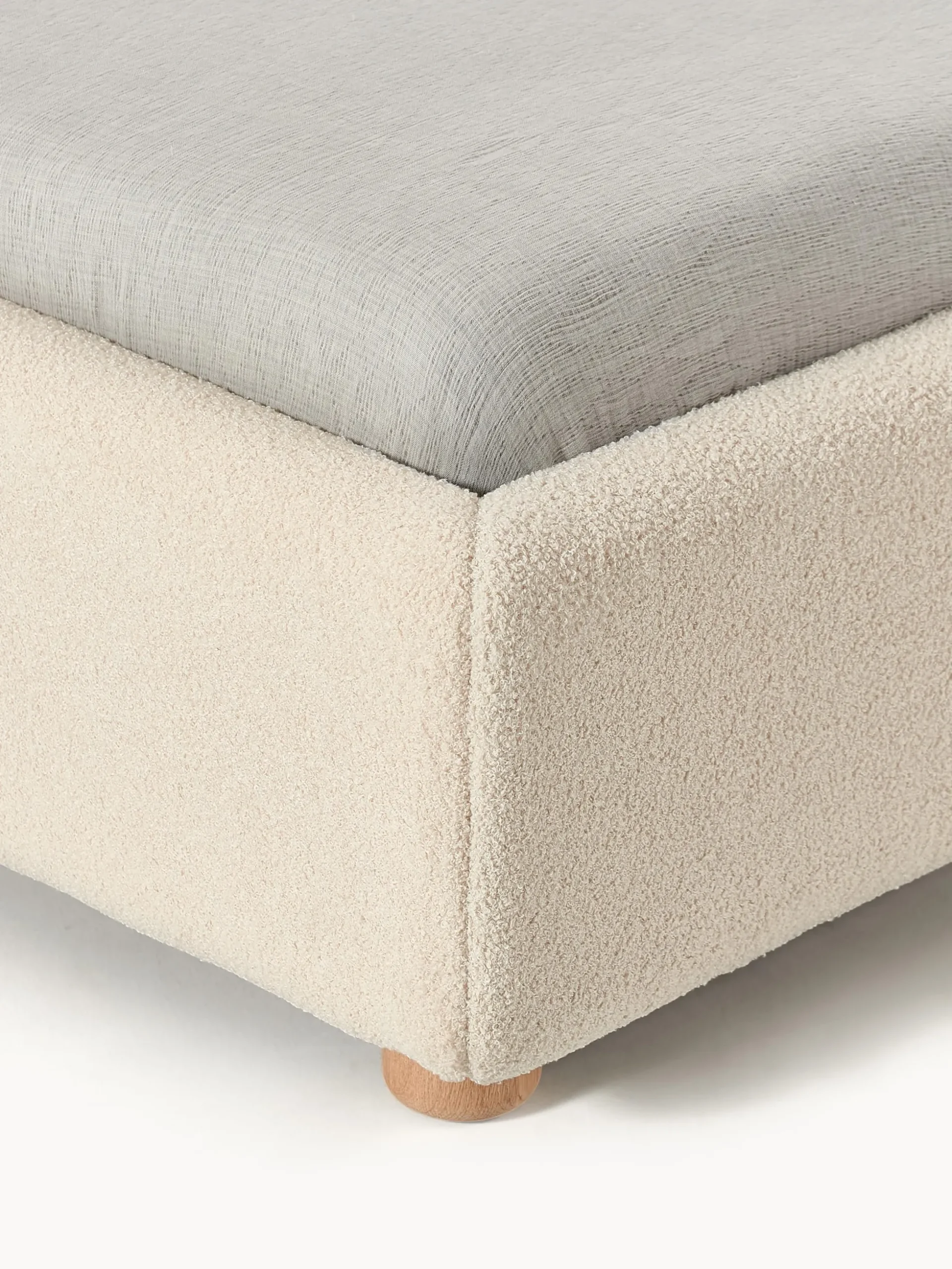Letto imbottito in teddy Ebba