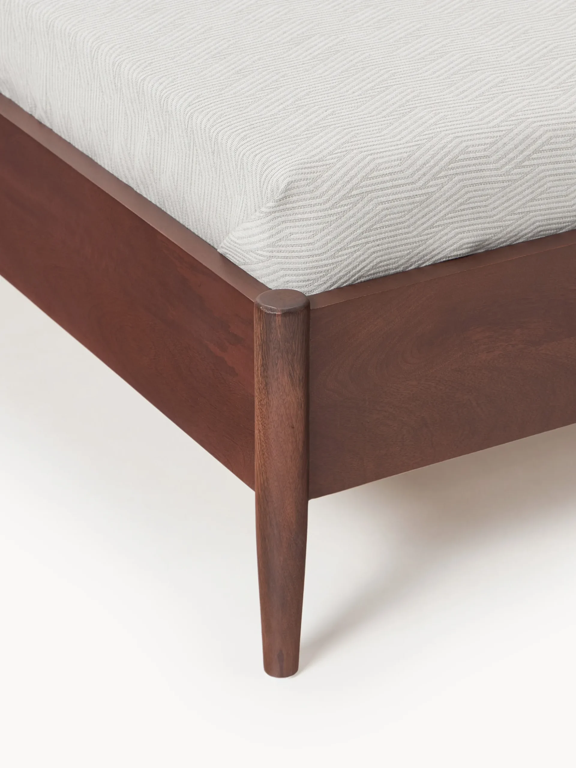 Letto in legno di mango Paul