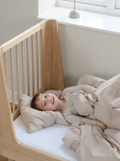 Letto per bambini in legno di quercia fatto a mano Nature 2.0, larg. 73 x lung. 165 cm