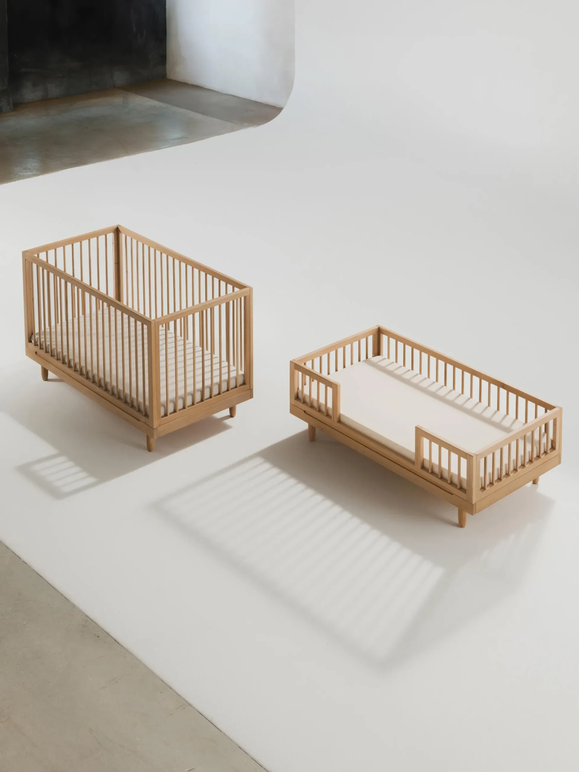 Letto per bambini in legno di quercia Pure, 70 x 140 cm