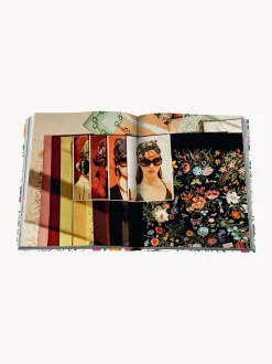 Libro da tavolino Gucci the Art of Silk