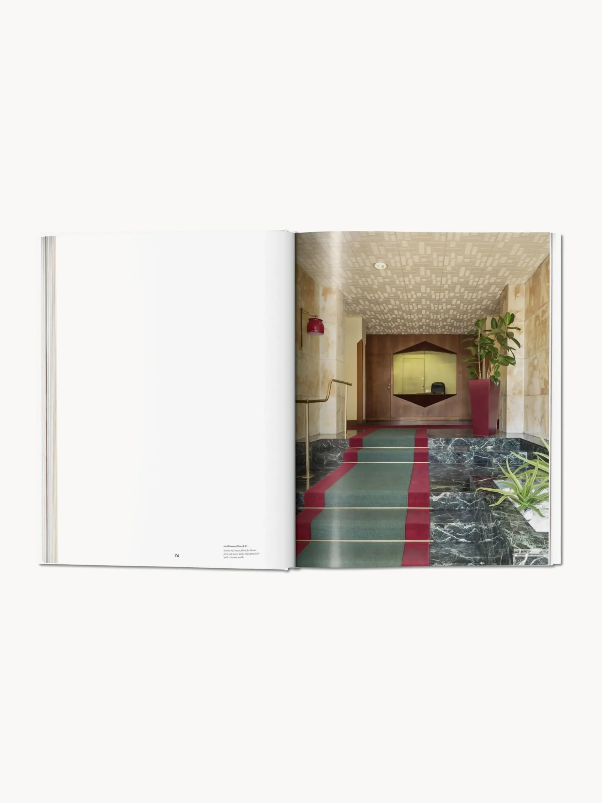 Libro illustrato Entryways of Milan