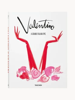 Libro illustrato Valentino. A Grand Italian Epic