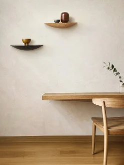 Mensola da parete in legno di frassino fatta a mano Drop Floating
