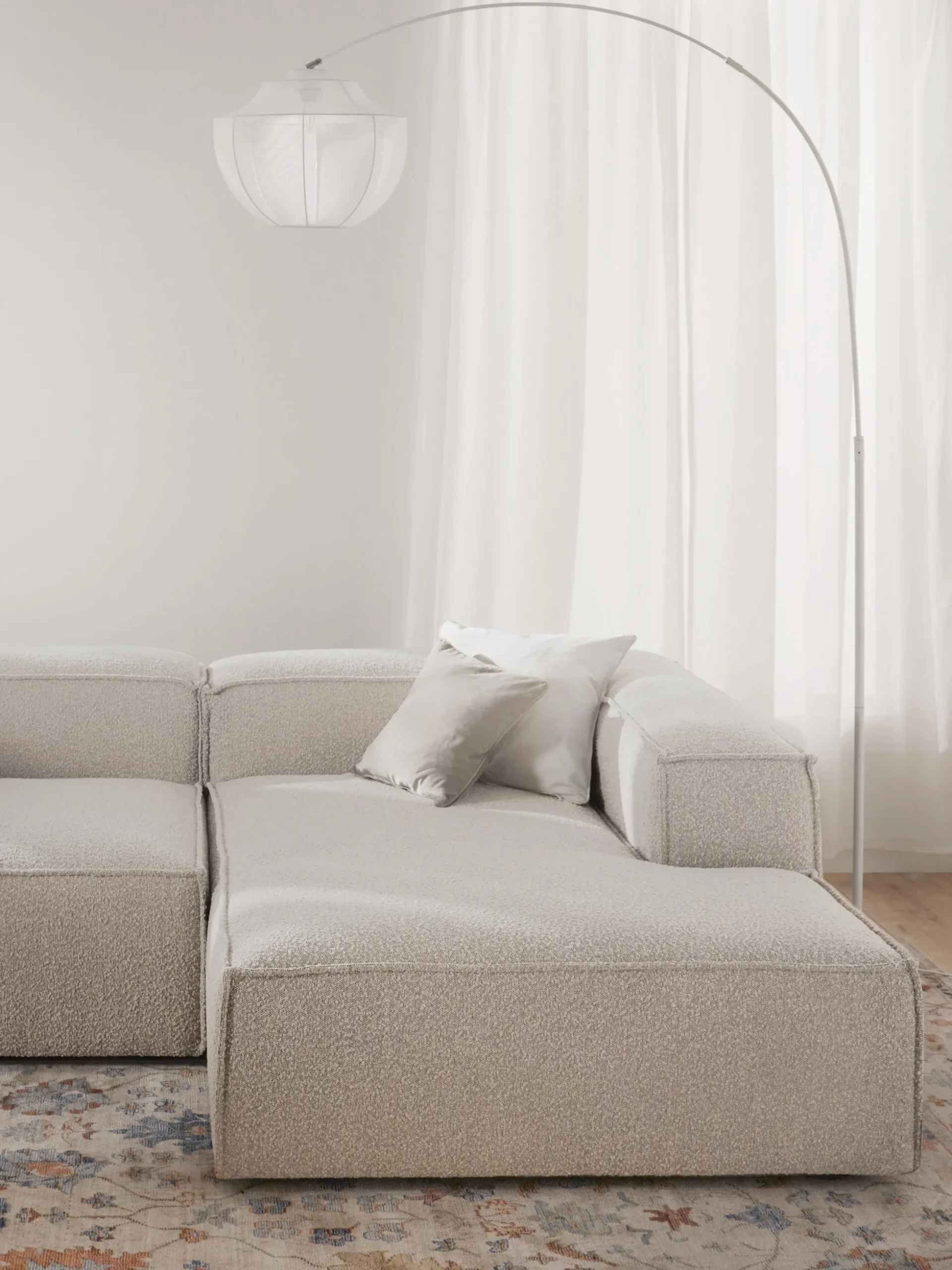 Modulo angolare chaise loungue in bouclé Lennon