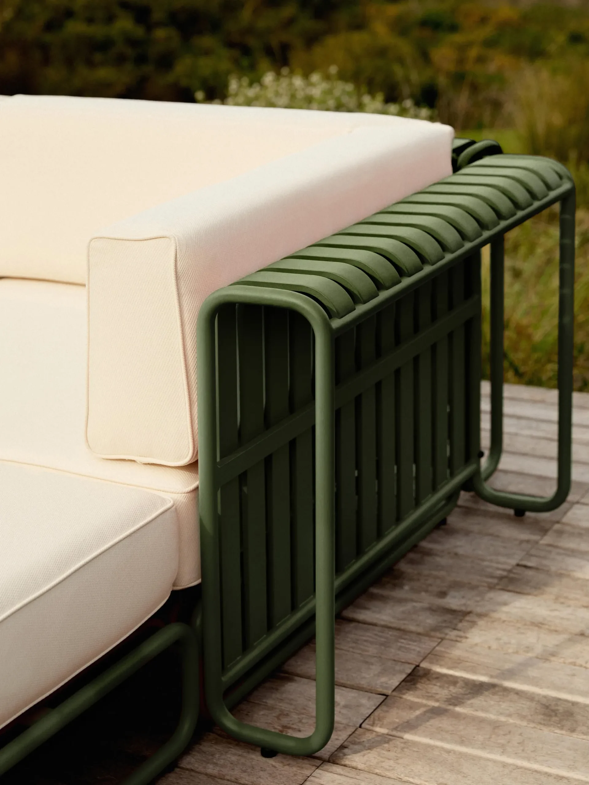 Modulo angolare da giardino Caio