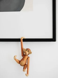 Oggetto decorativo di design in legno di teak Monkey, alt. 10 cm