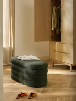 Panca imbottita in bouclé con vano contenitore Alto