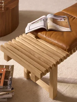 Panca in legno di frassino con cuscino in pelle Sora