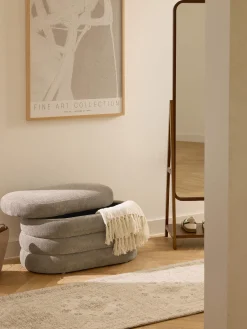 Panca piccola imbottita con vano contenitore Alto