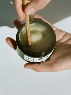 Peeling mani rigenerante all'alga (sambuco)