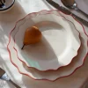 Piatto da colazione dipinto a mano Scalloped