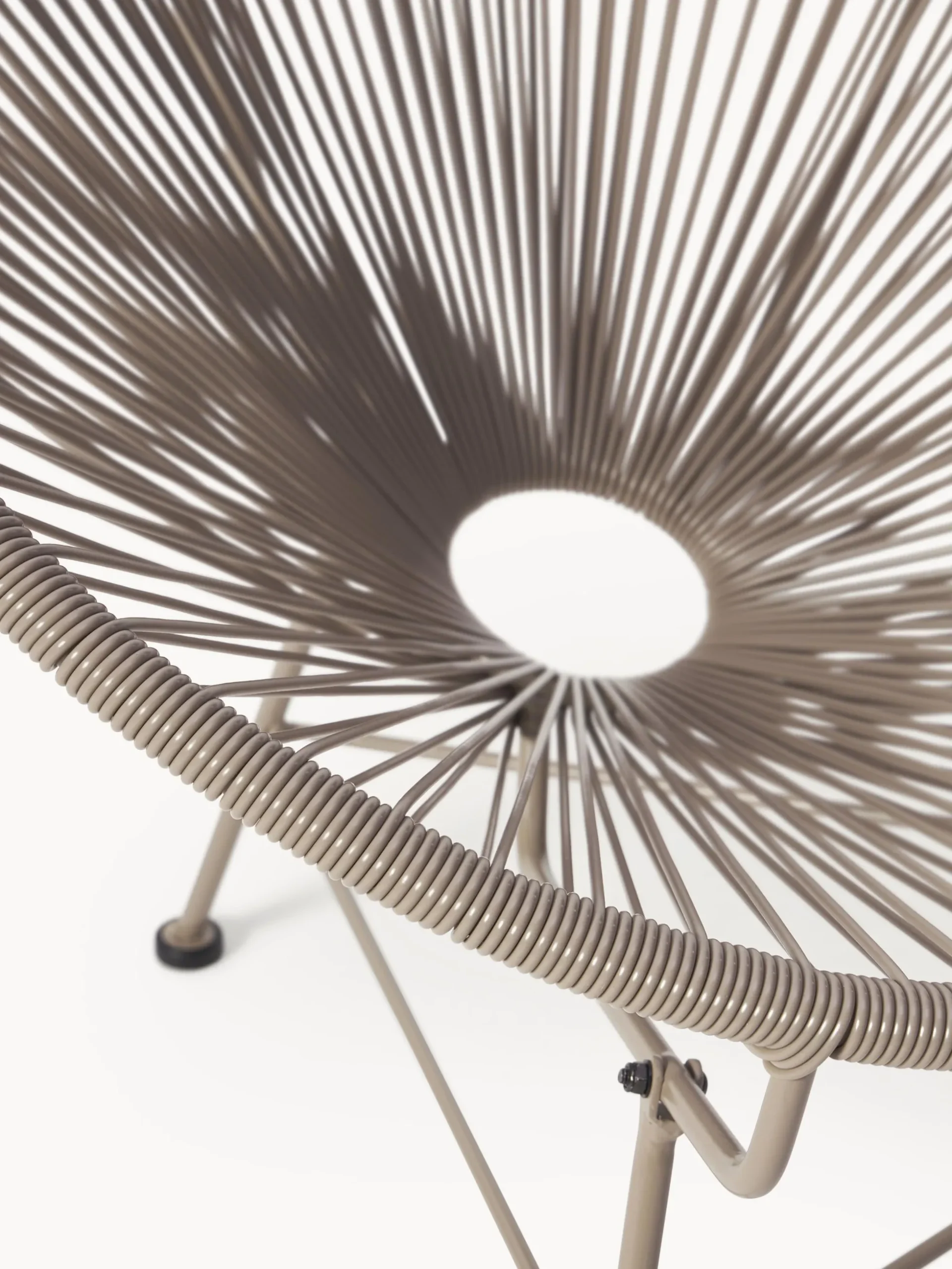 Poltrona lounge in plastica intrecciata Bahia