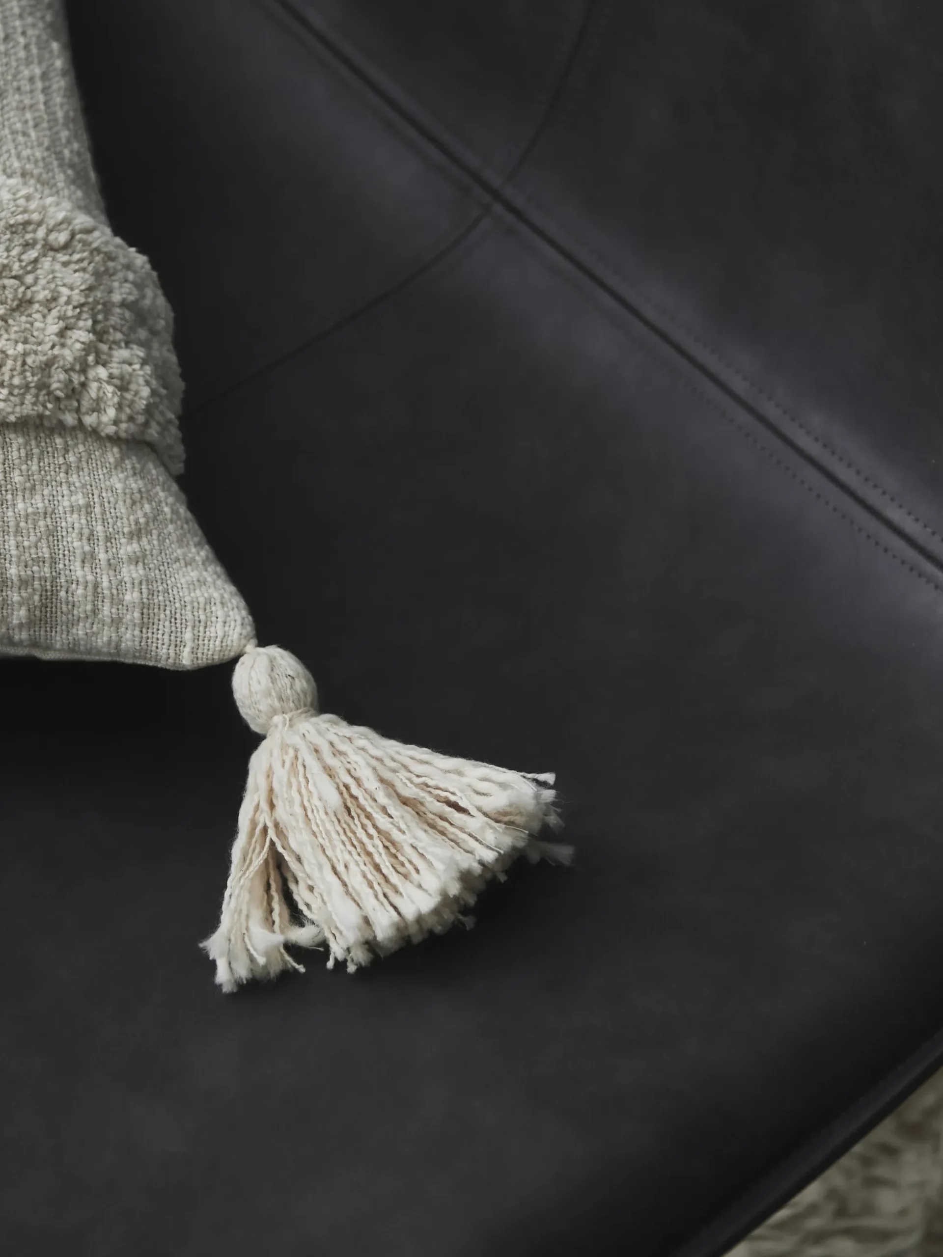 Poltrona lounge in similpelle Barrel