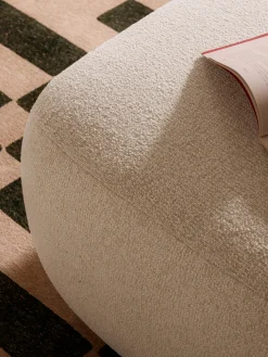 Poltrona lounge XL in bouclé Sofia