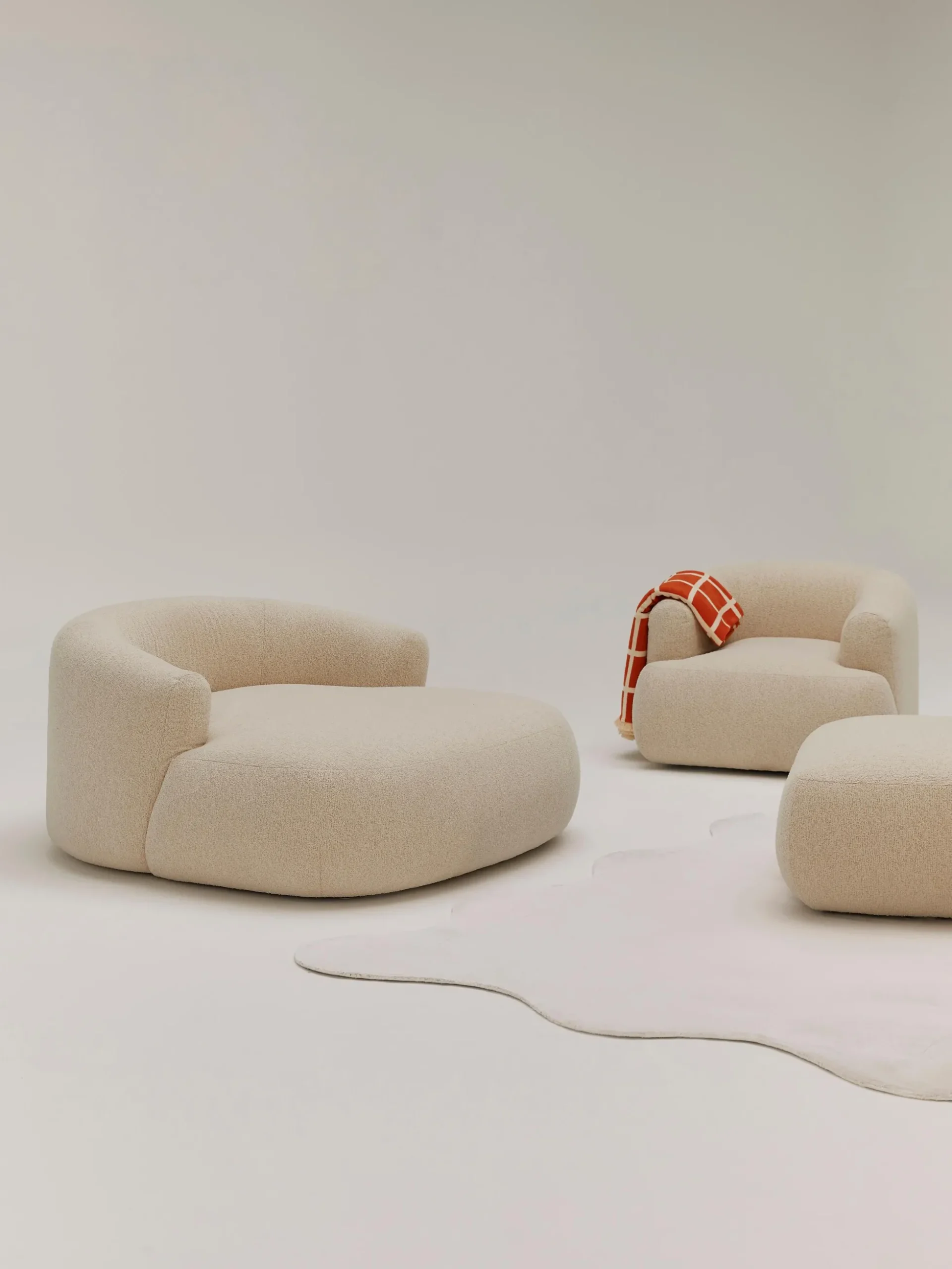 Poltrona lounge XL in bouclé Sofia