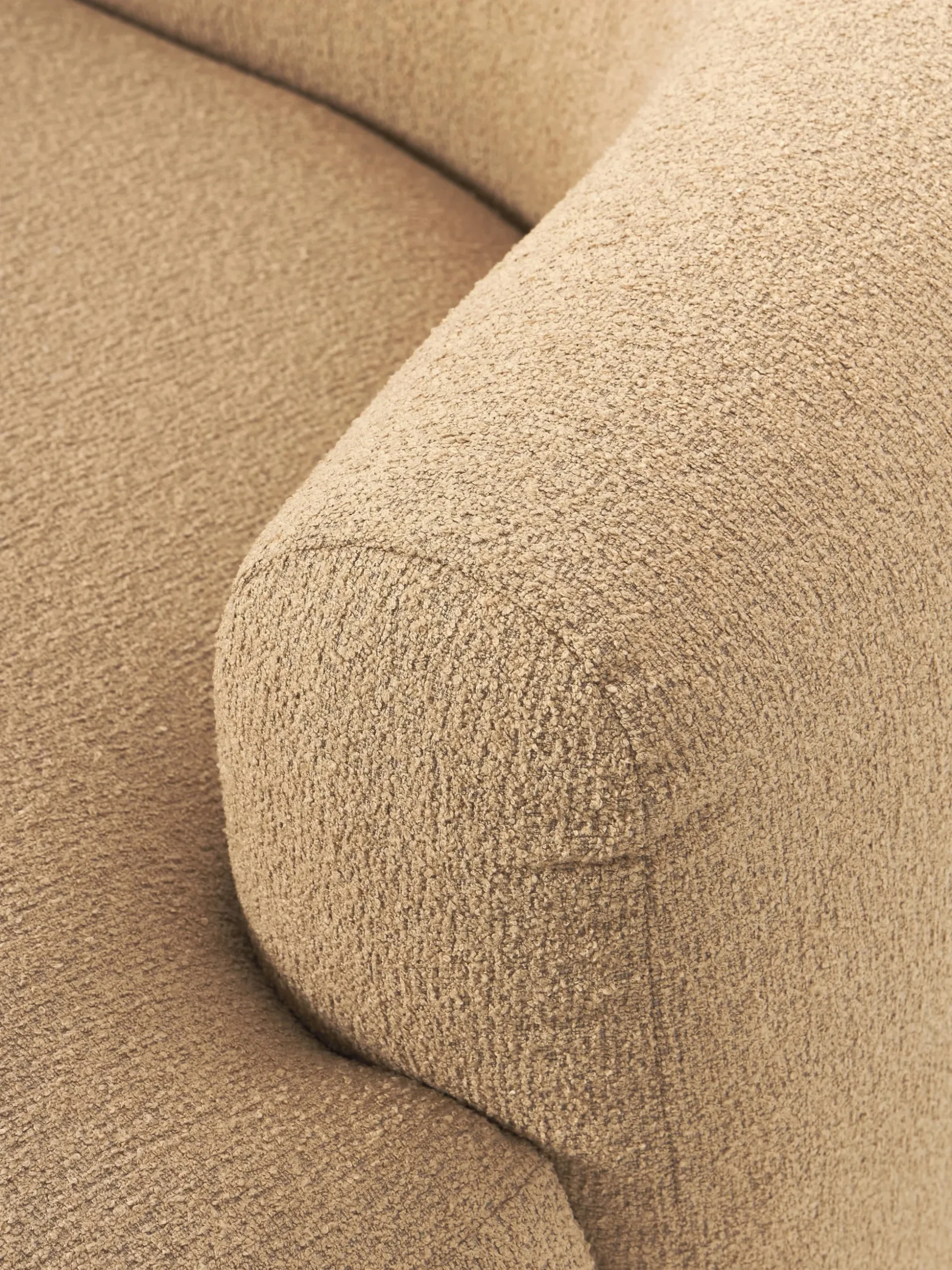 Poltrona lounge XL in bouclé Sofia