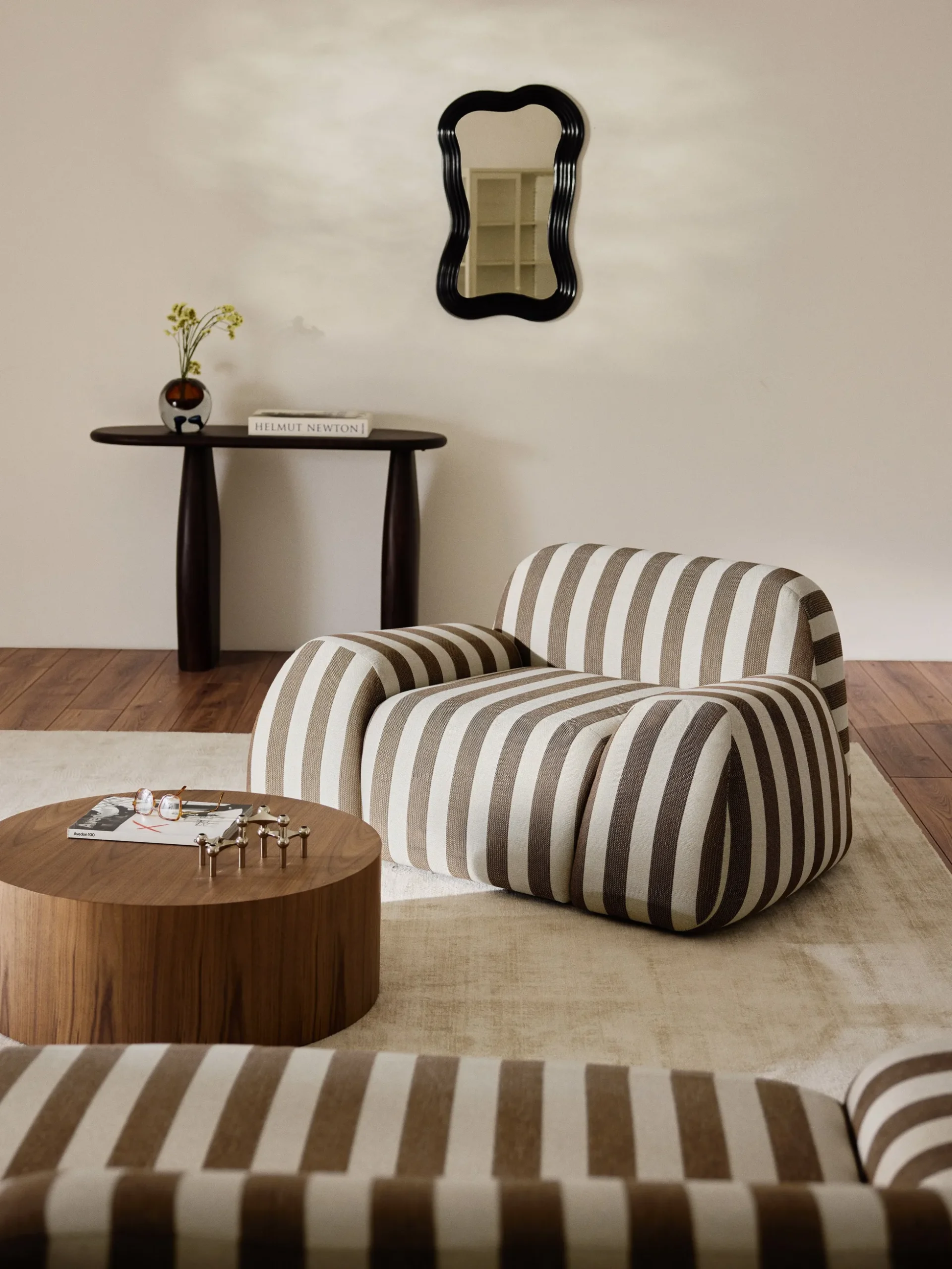 Poltrona lounge a righe Wolke