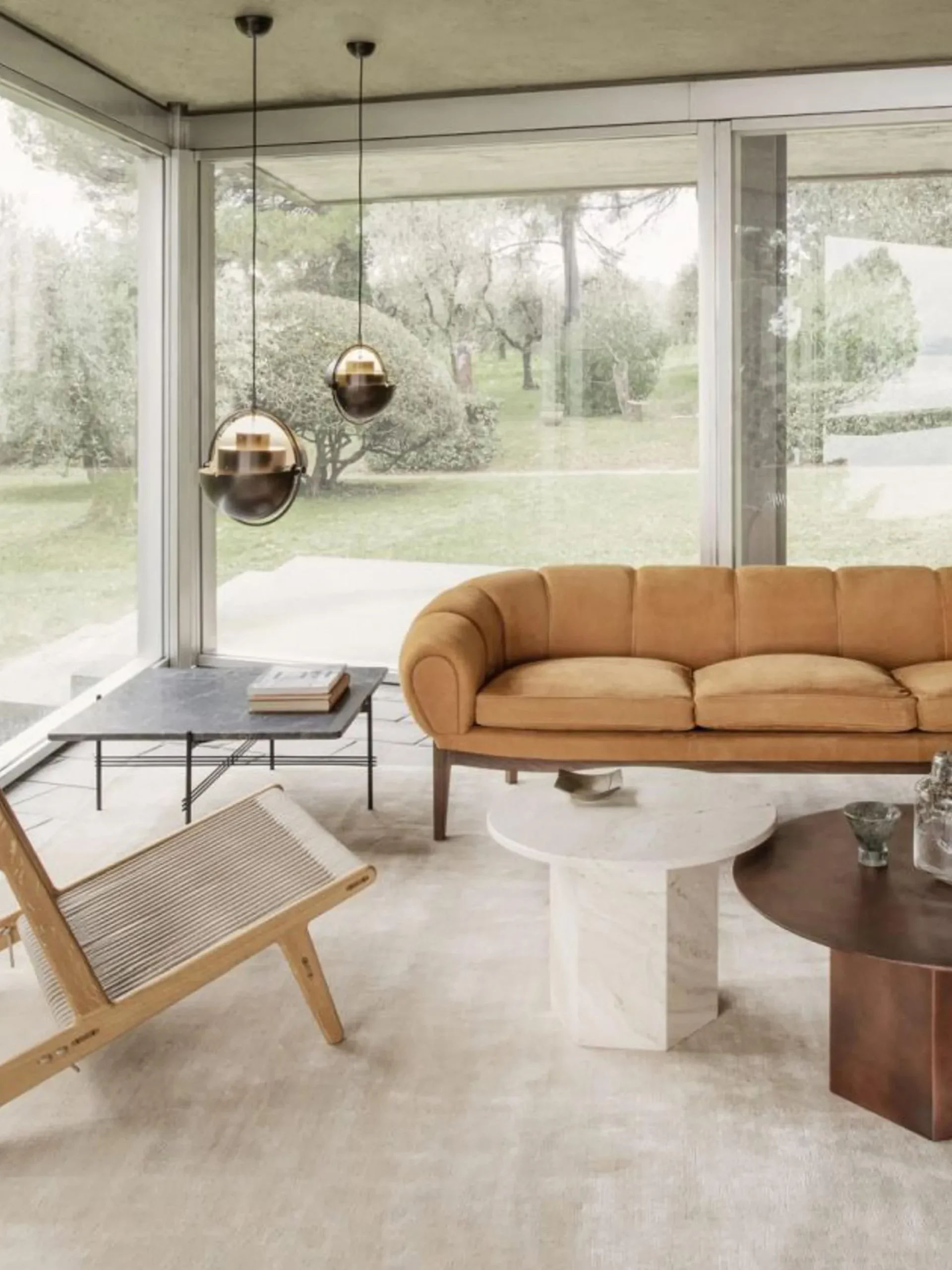 Poltrona lounge fatta a mano in legno di quercia con cuscino MR01 Initial