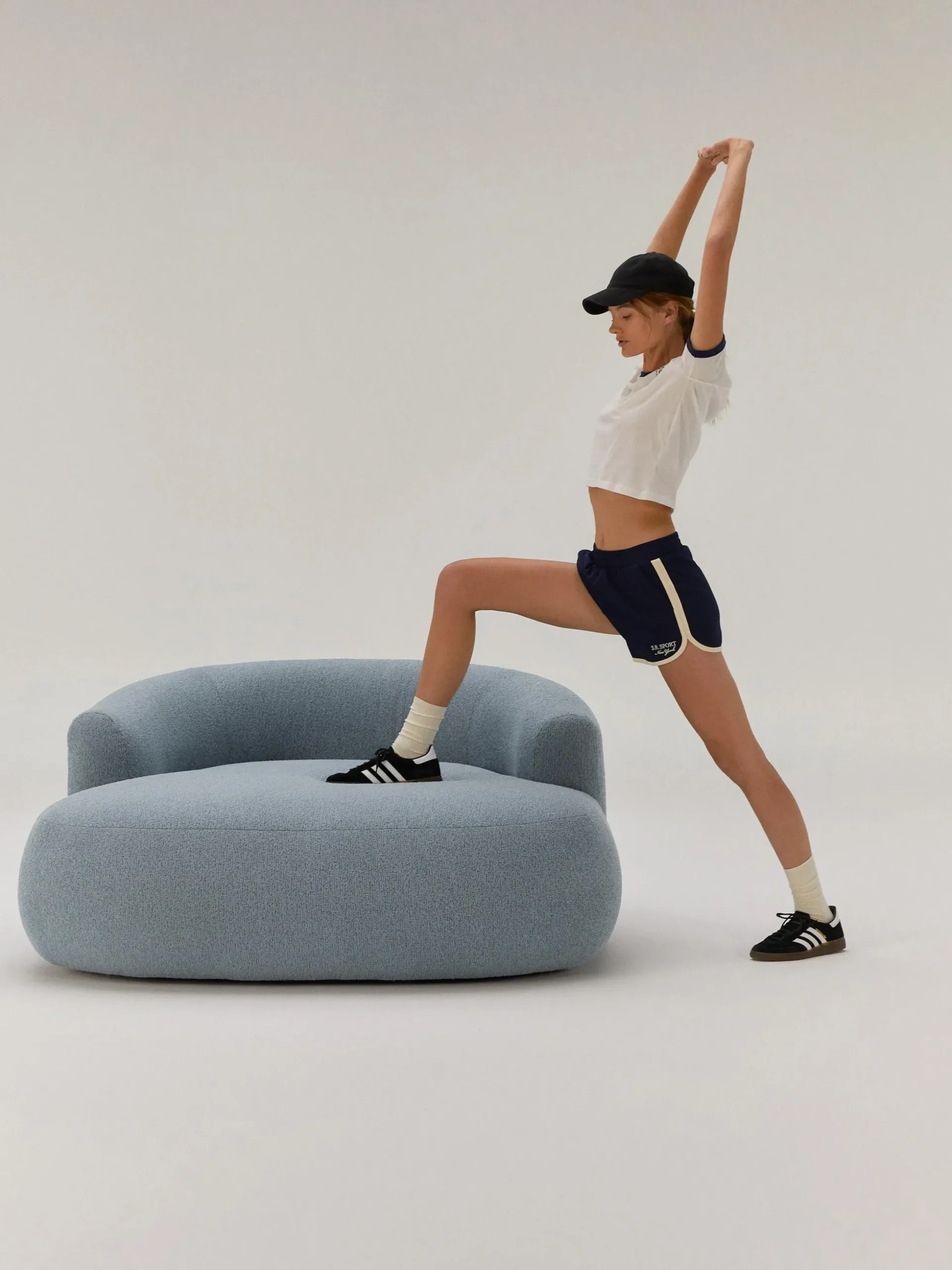 Poltrona lounge XL in bouclé Sofia