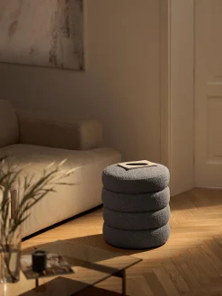 Pouf imbottito in bouclé Alto