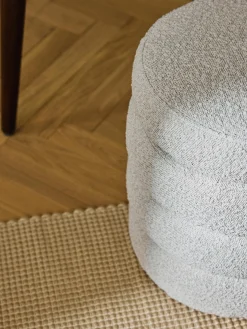 Pouf imbottito in teddy con contenitore Alto