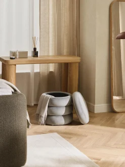 Pouf imbottito in velluto con contenitore Alto