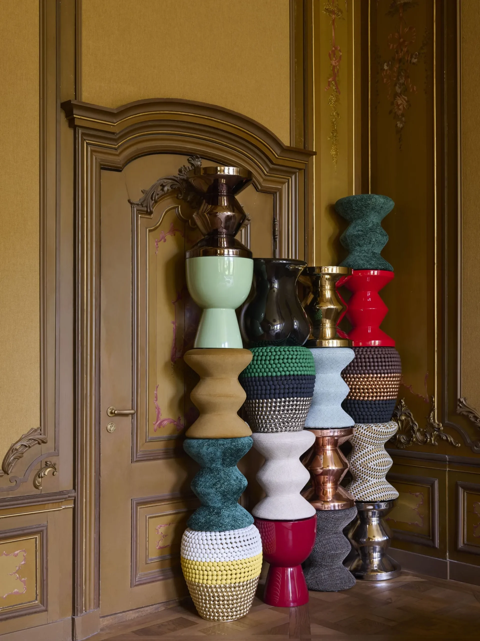 Pouf rotondo imbottito Zig Zag