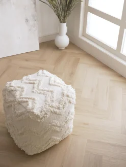 Pouf con motivo trapuntato a zigzag Akesha