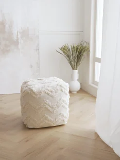 Pouf con motivo trapuntato a zigzag Akesha