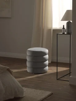 Pouf imbottito in velluto Alto