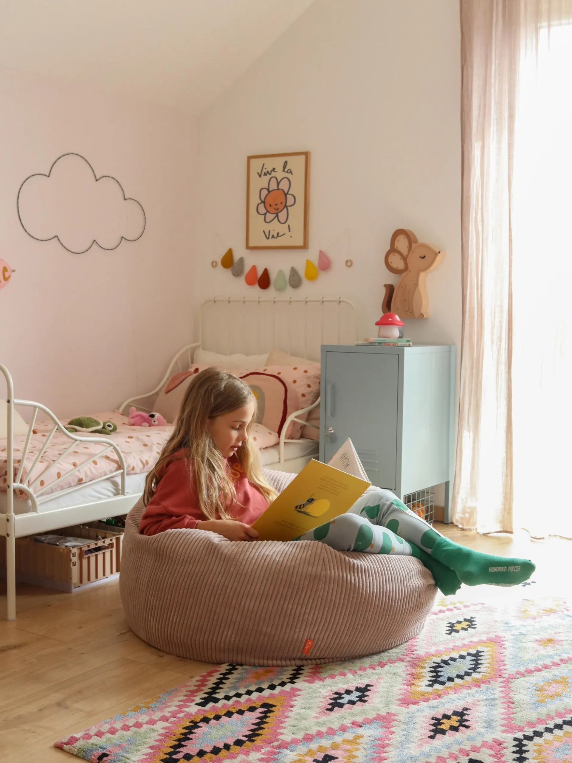 Pouf sacco per bambini in velluto a coste fatto a mano Flora