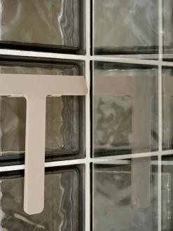 Raschietto per doccia in silicone con supporto Ume