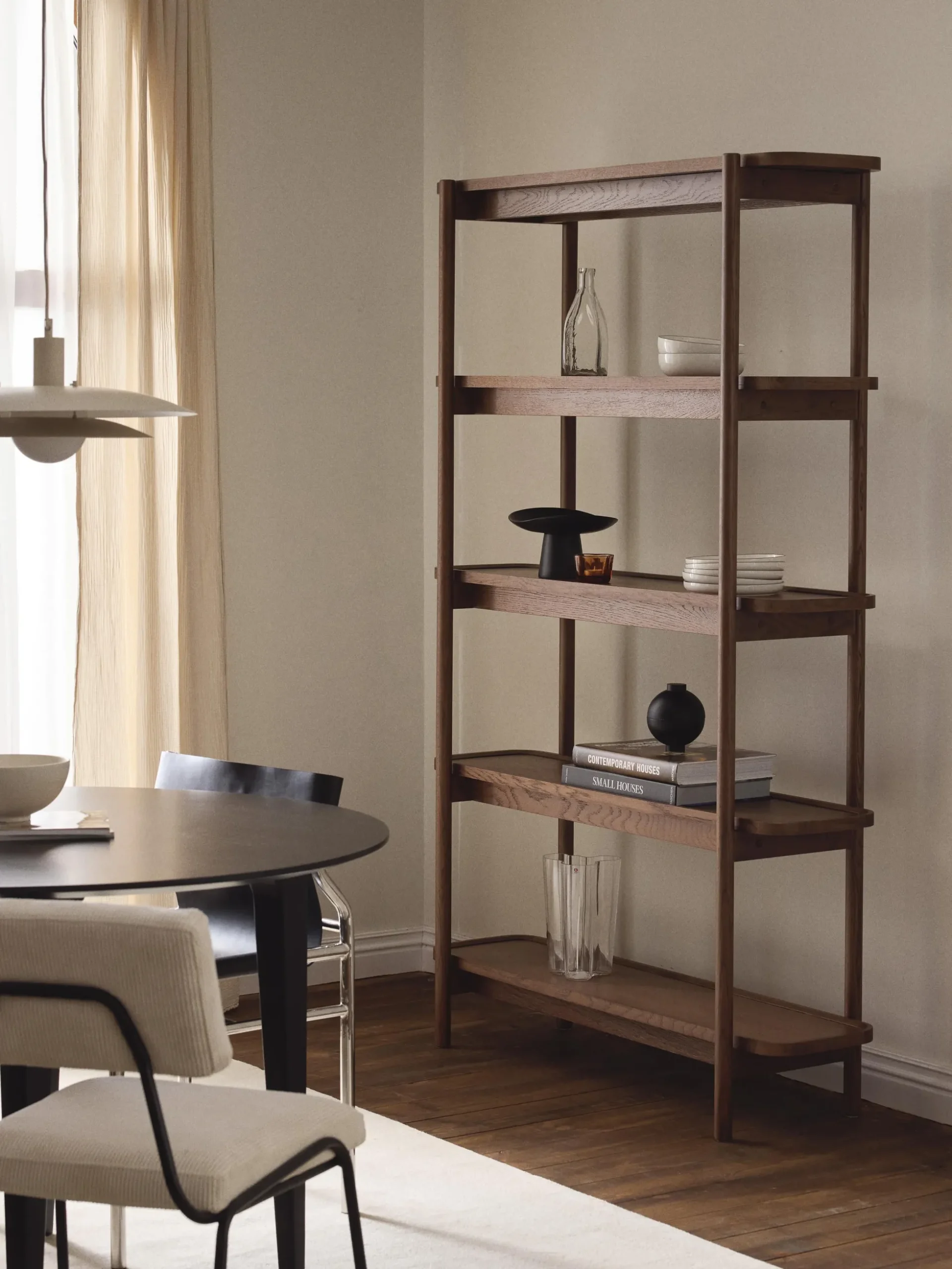 Scaffale alto in legno Libby