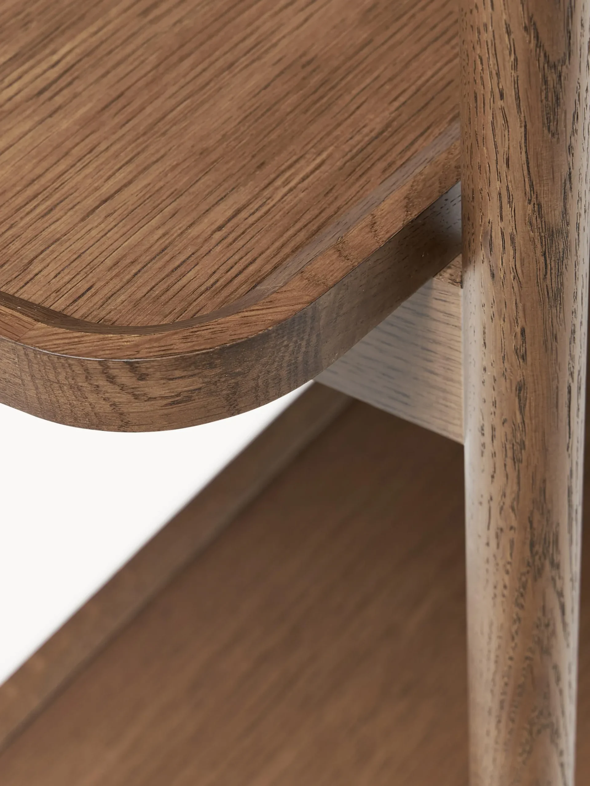 Scaffale basso in legno Libby