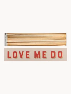 Scatola di fiammiferi di design Love Me Do