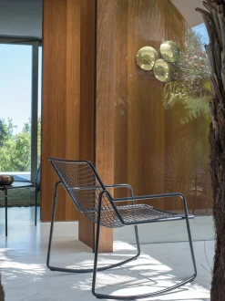 Sedia a dondolo da giardino impilabile Rio R50