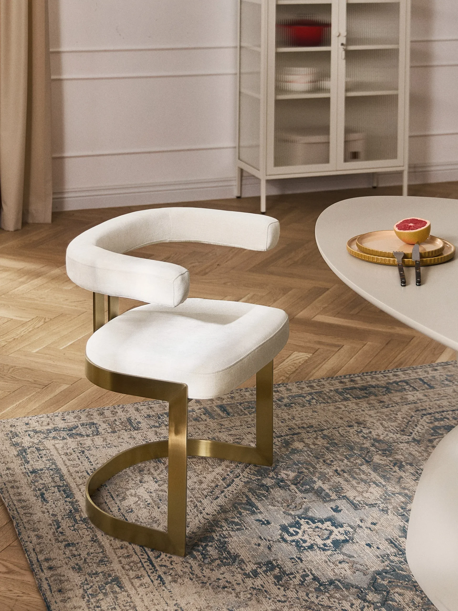 Sedia cantilever imbottita Gianni