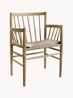 Sedia con bracci in legno di quercia J81
