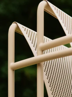 Sedia con braccioli da giardino in acciaio Dapple