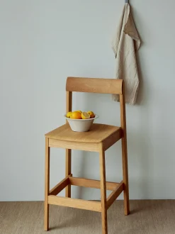 Sedia da bar in legno Blueprint